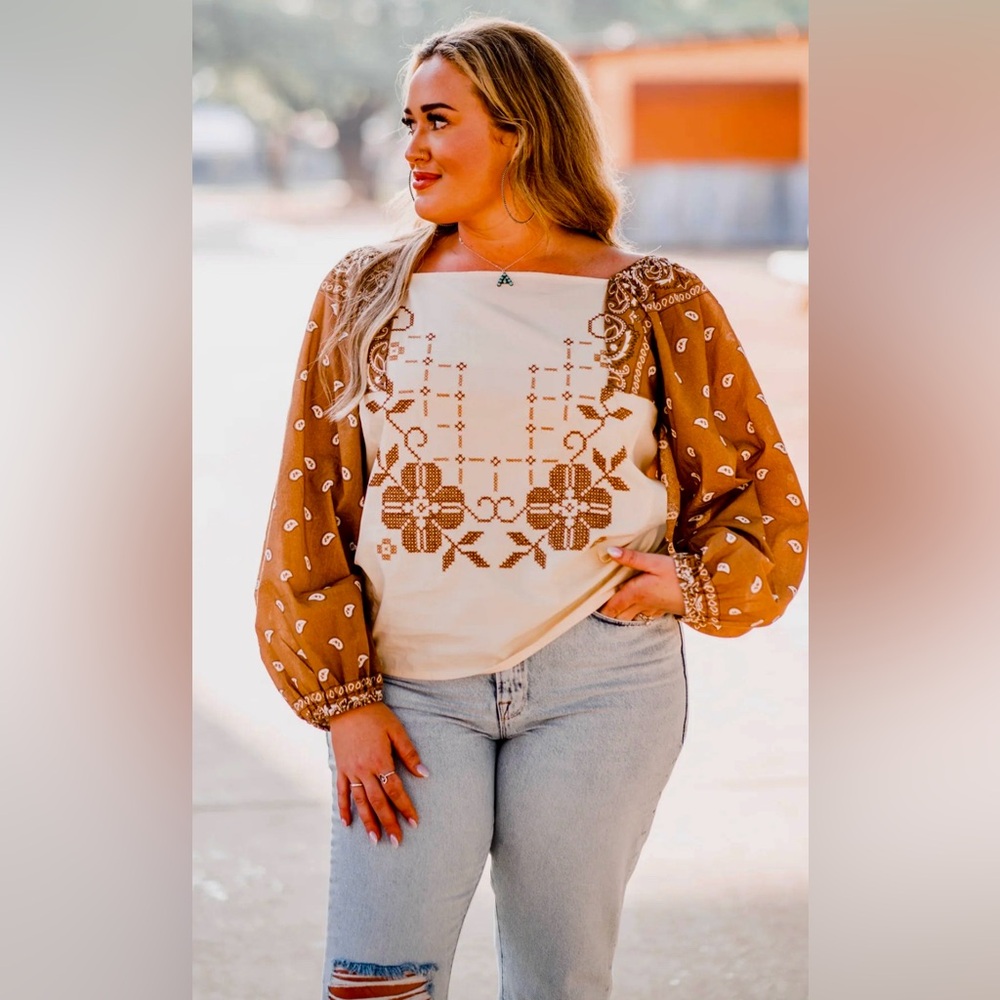 NWOT Layerz Clothing Cash Boho Top. Size XL